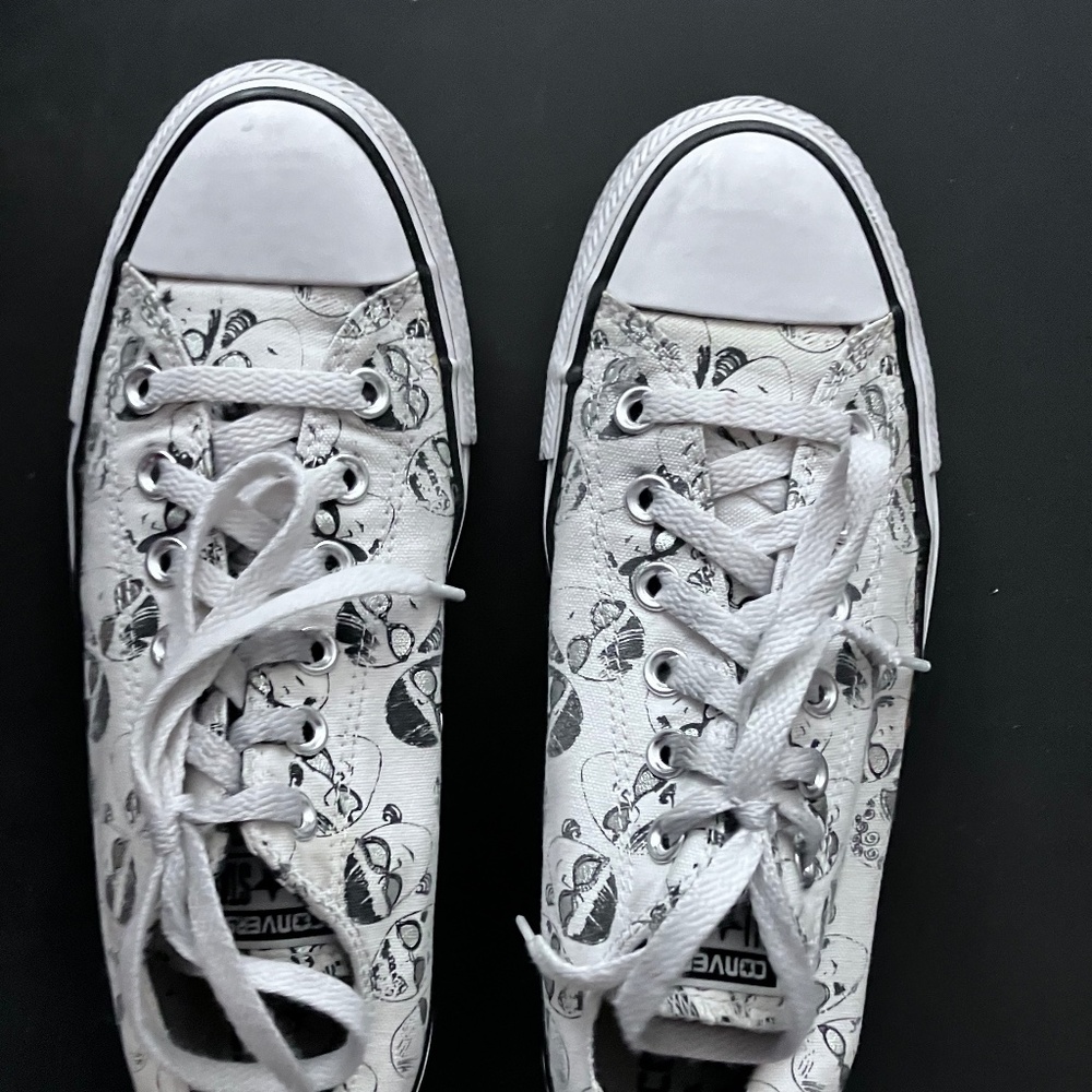 Converse x Andy Warhol Chuck Taylor Lows - Women's 9 Men's 7